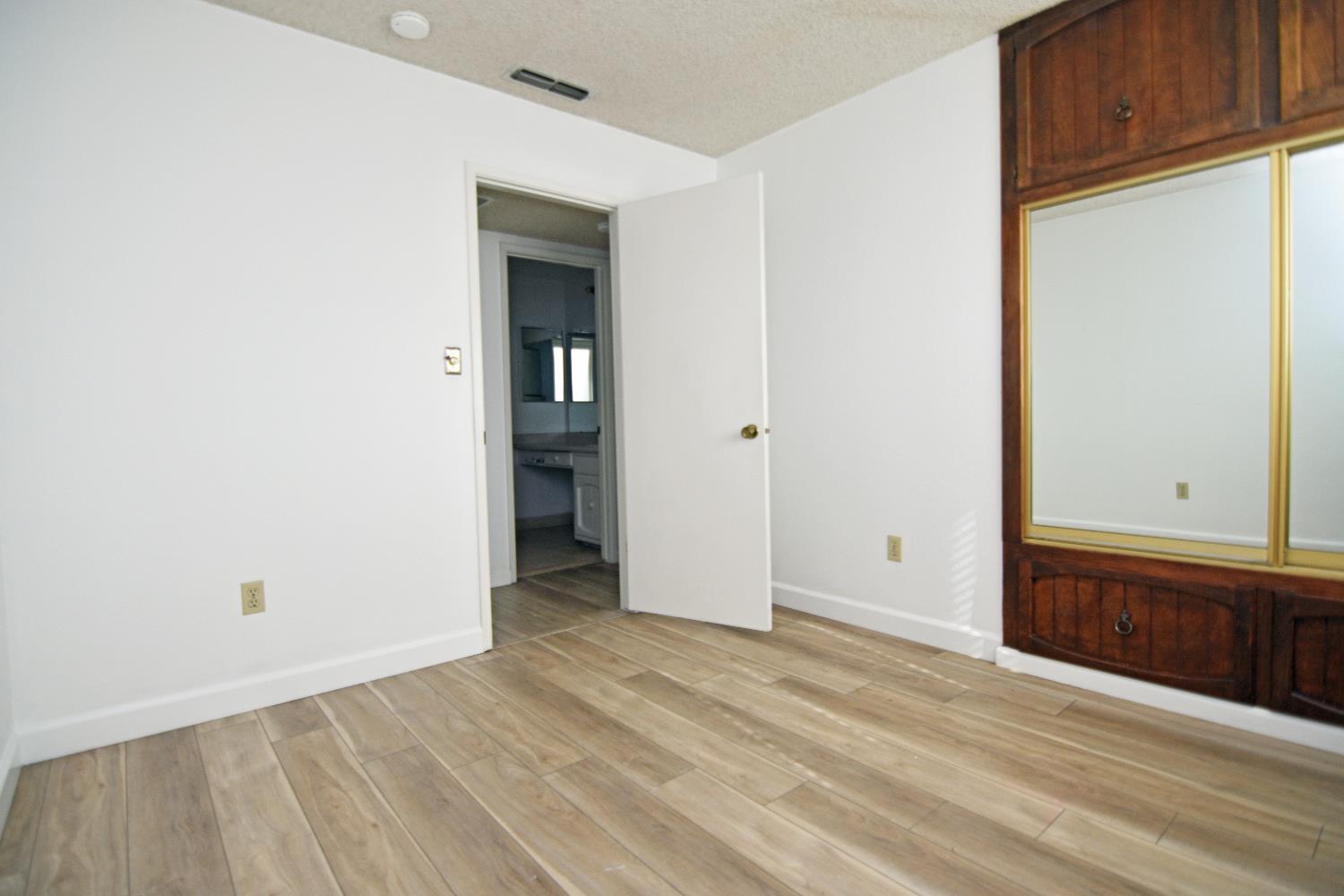 2621 Dels Lane Turlock, CA 95382 - Photo 21 of 38