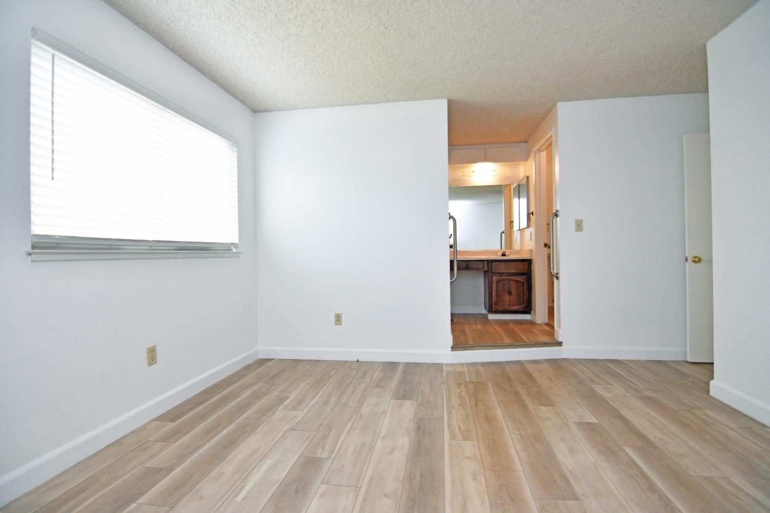 2621 Dels Lane Turlock, CA 95382 - Photo 23 of 38