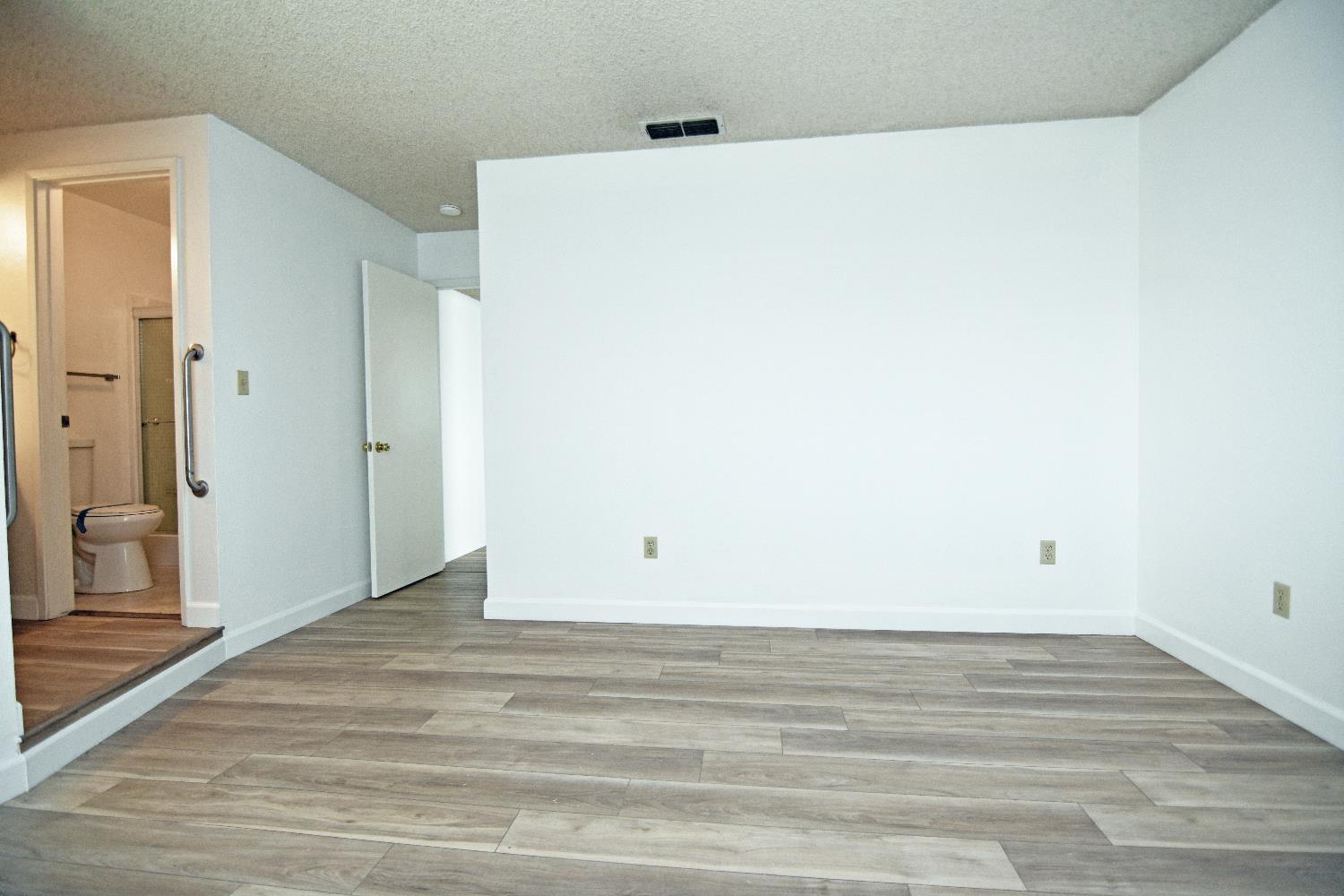 2621 Dels Lane Turlock, CA 95382 - Photo 24 of 38