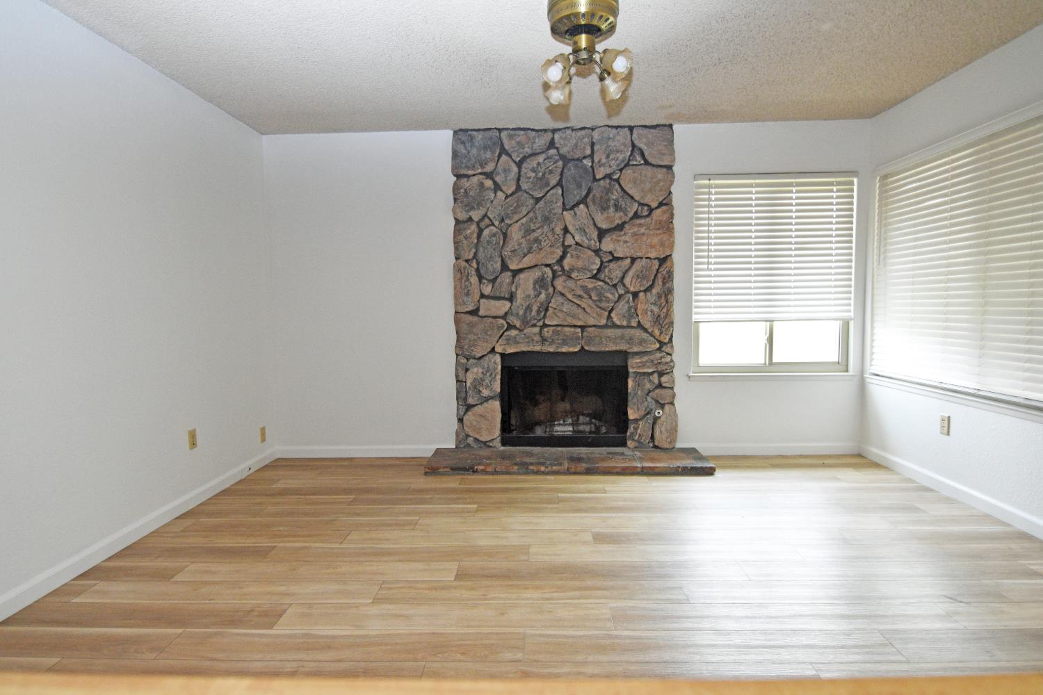 2621 Dels Lane Turlock, CA 95382 - Photo 29 of 38