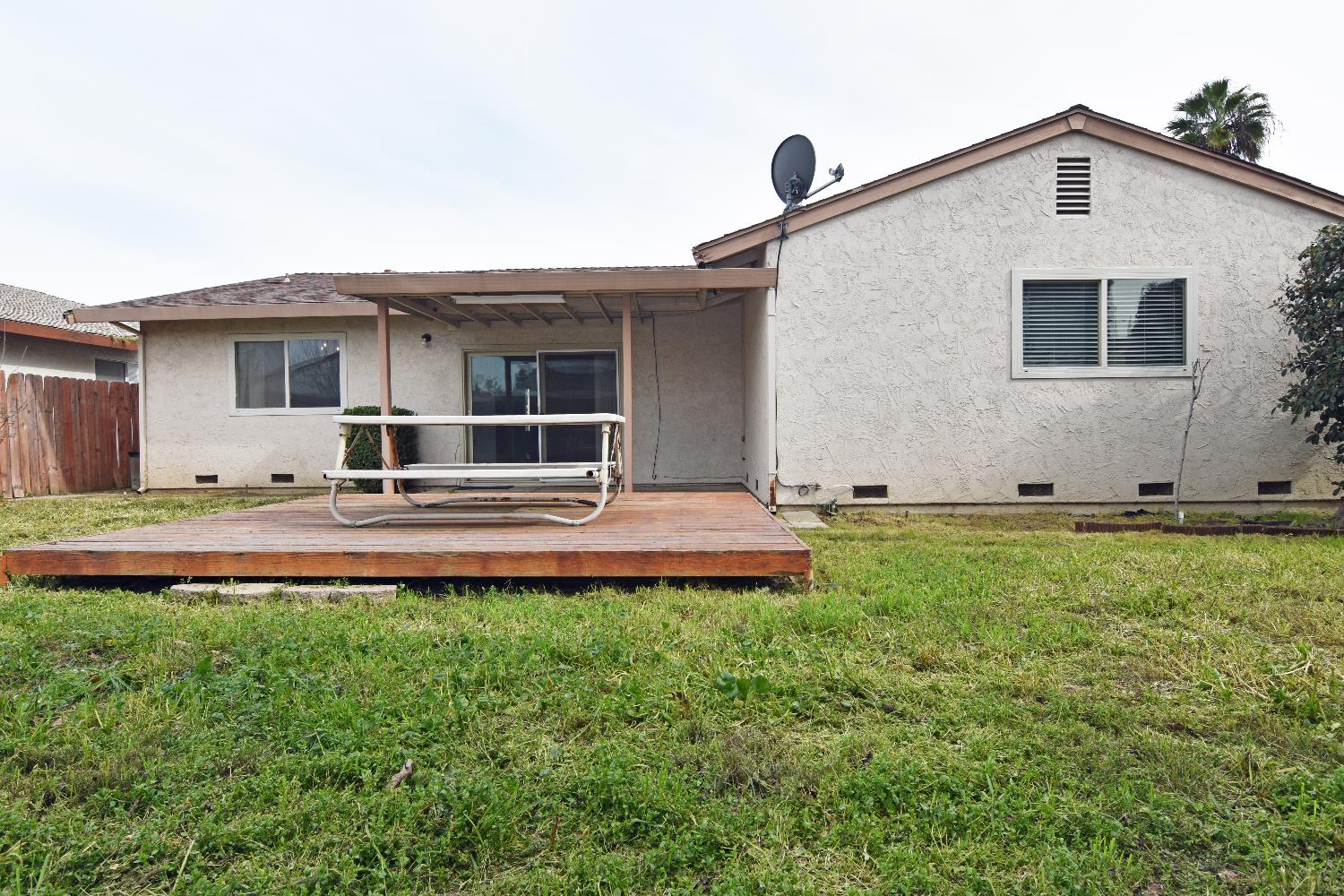 2621 Dels Lane Turlock, CA 95382 - Photo 34 of 38