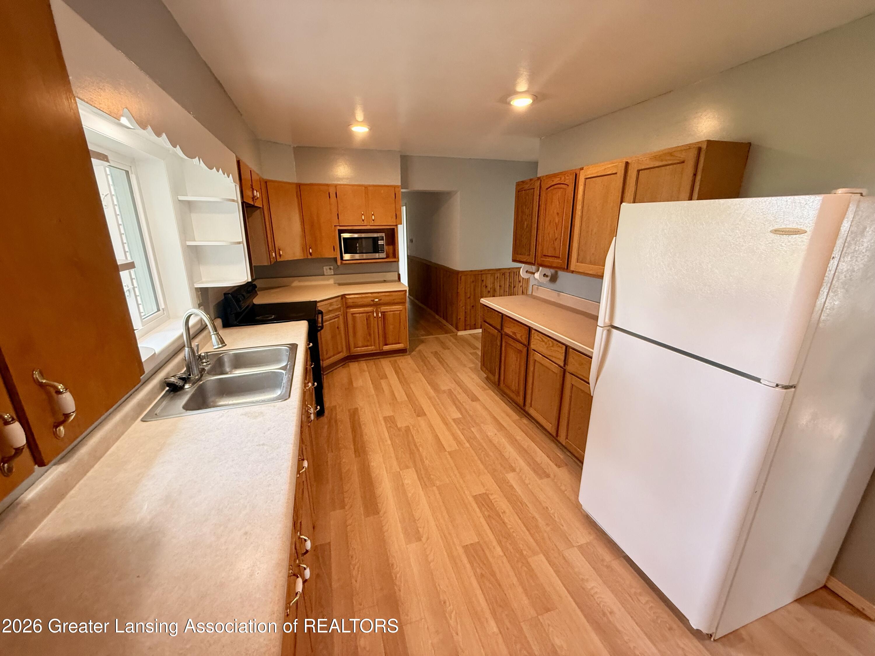 2331 West Cleveland Road Perrinton, MI 48871 - Photo 12 of 49 Kitchen