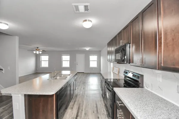 $2,150 | 5342 Prairie Dog Fork Lane, Richmond, TX 77469