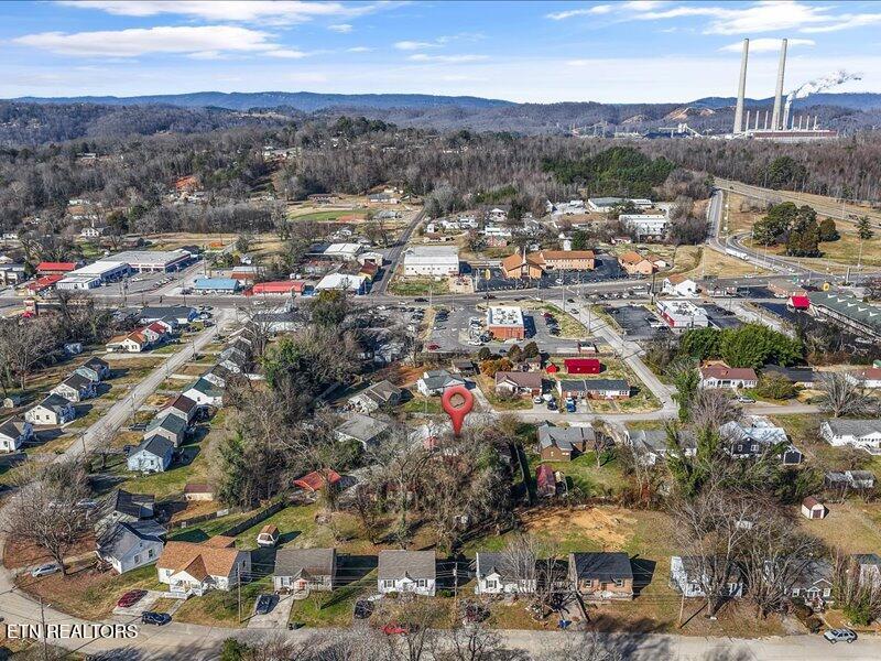 818 Rosedale Avenue Kingston, TN 37763 - Photo 42 of 52 42-818 Rosedale Avenue 31