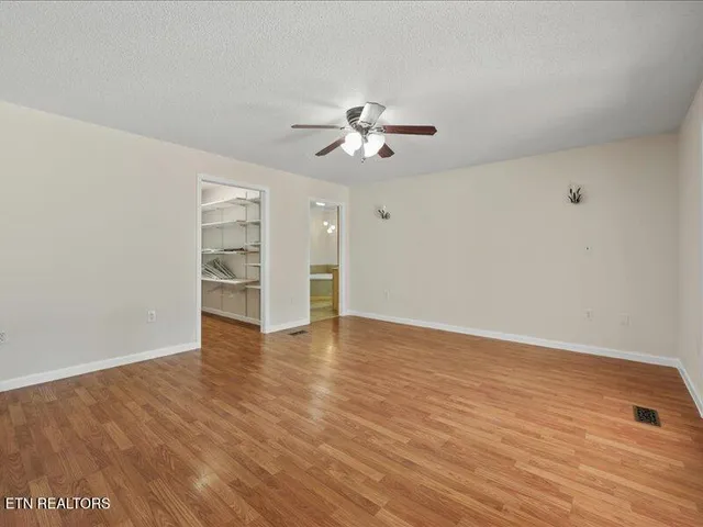 $330,000 | 818 Rosedale Avenue, Kingston, TN 37763