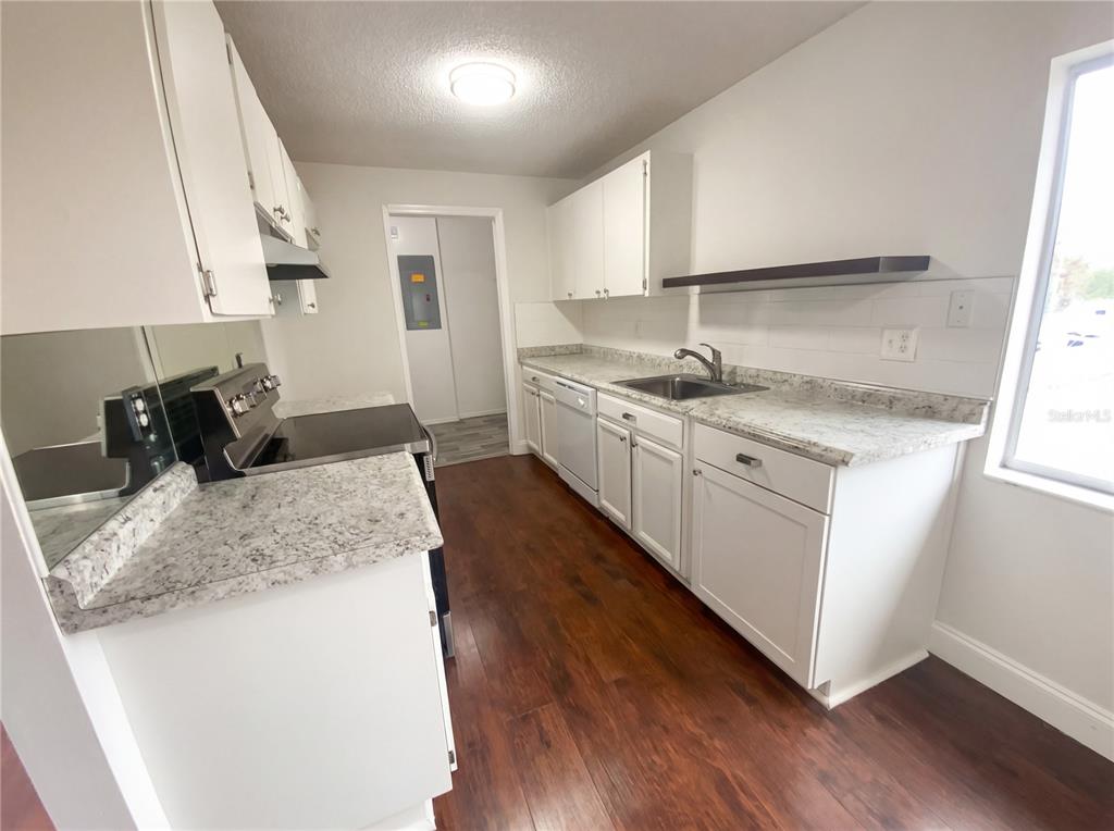 7724 St Andrews Boulevard, Unit 7724 Weeki Wachee, FL 34613 - Photo 10 of 29