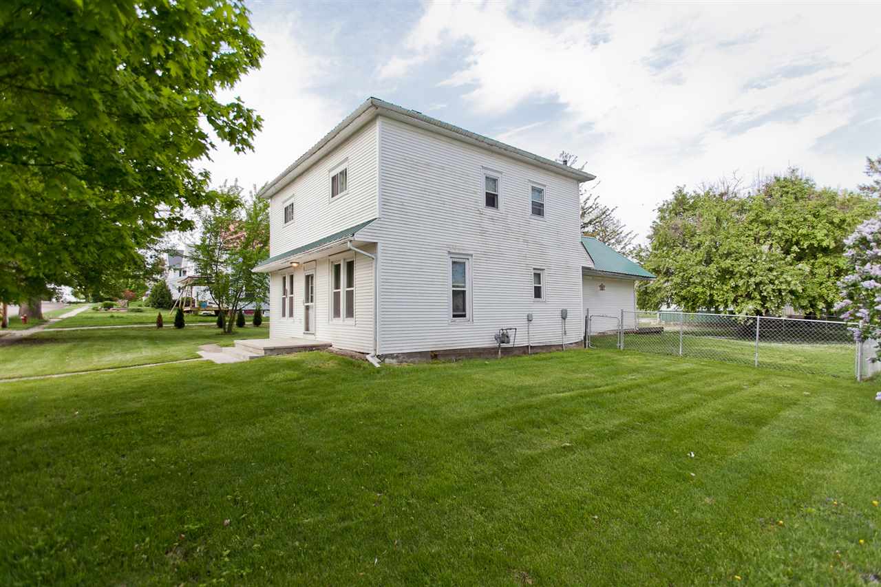 308 Grand Avenue Southwest Shellsburg, IA 52332 - Photo 3 of 31 Gallery Image 3