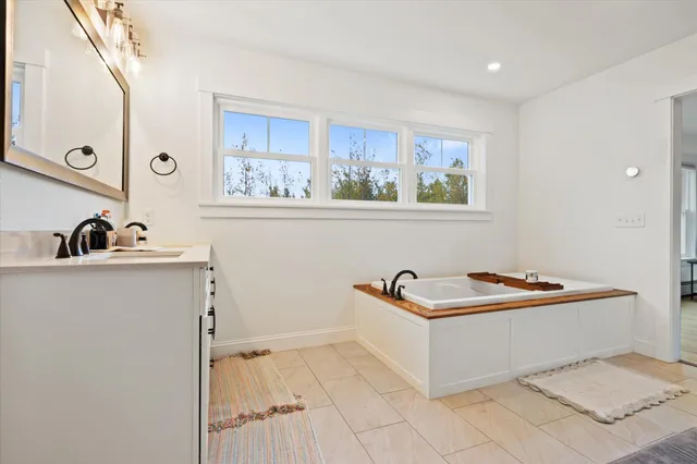 $845,000 | 365 Walden Parke Way, Bangor, ME 04401