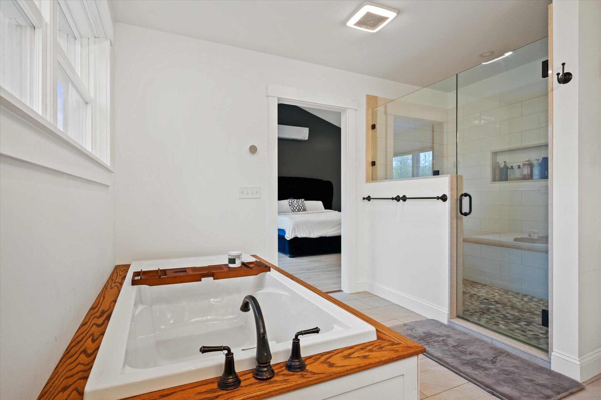 365 Walden Parke Way Bangor, ME 04401 - Photo 32 of 62 Primary Bathroom- spa-like bath