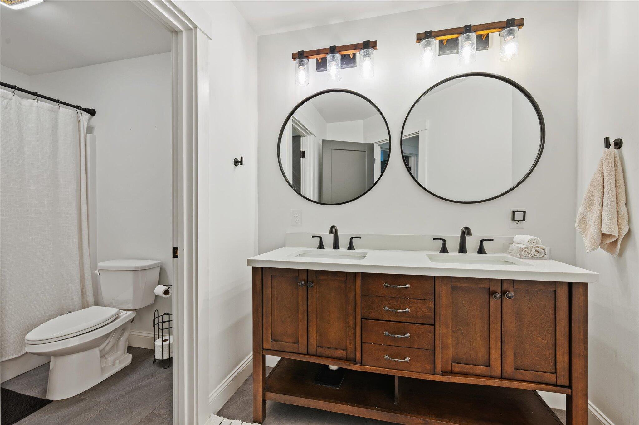 365 Walden Parke Way Bangor, ME 04401 - Photo 38 of 54 39-Bathroom