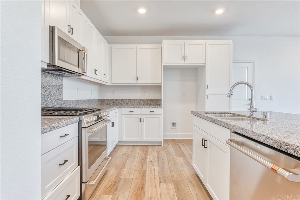 5603 Kate Way Fontana, CA 92336 - Photo 28 of 63