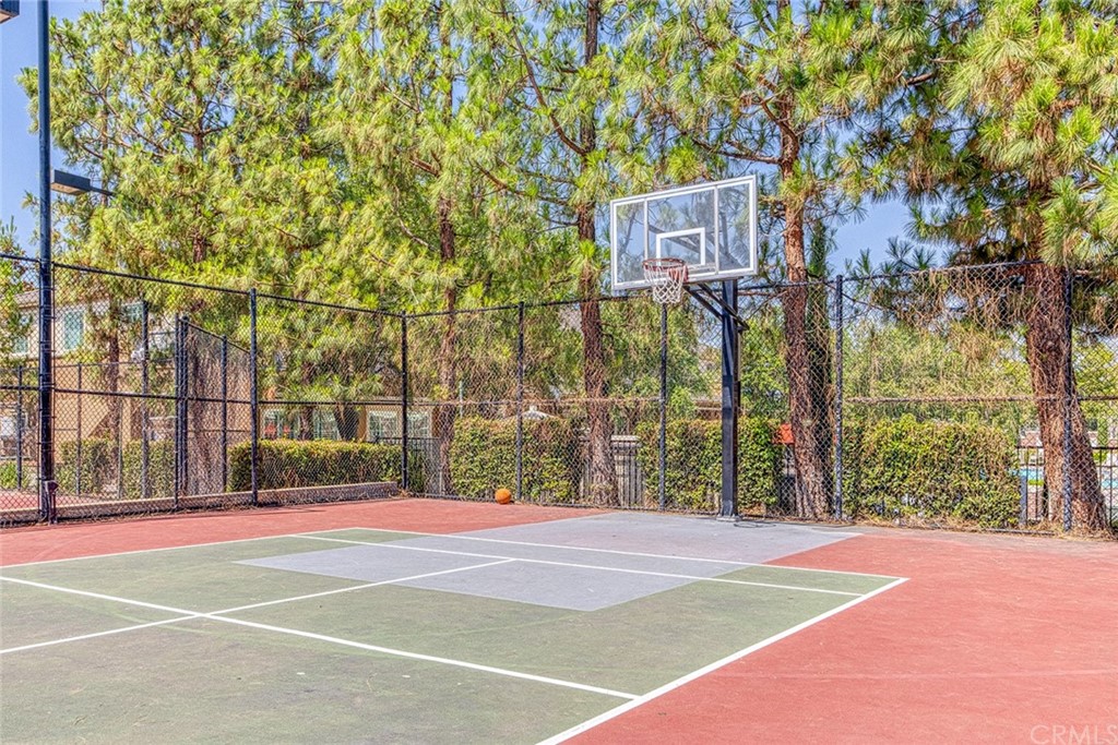 5603 Kate Way Fontana, CA 92336 - Photo 51 of 63