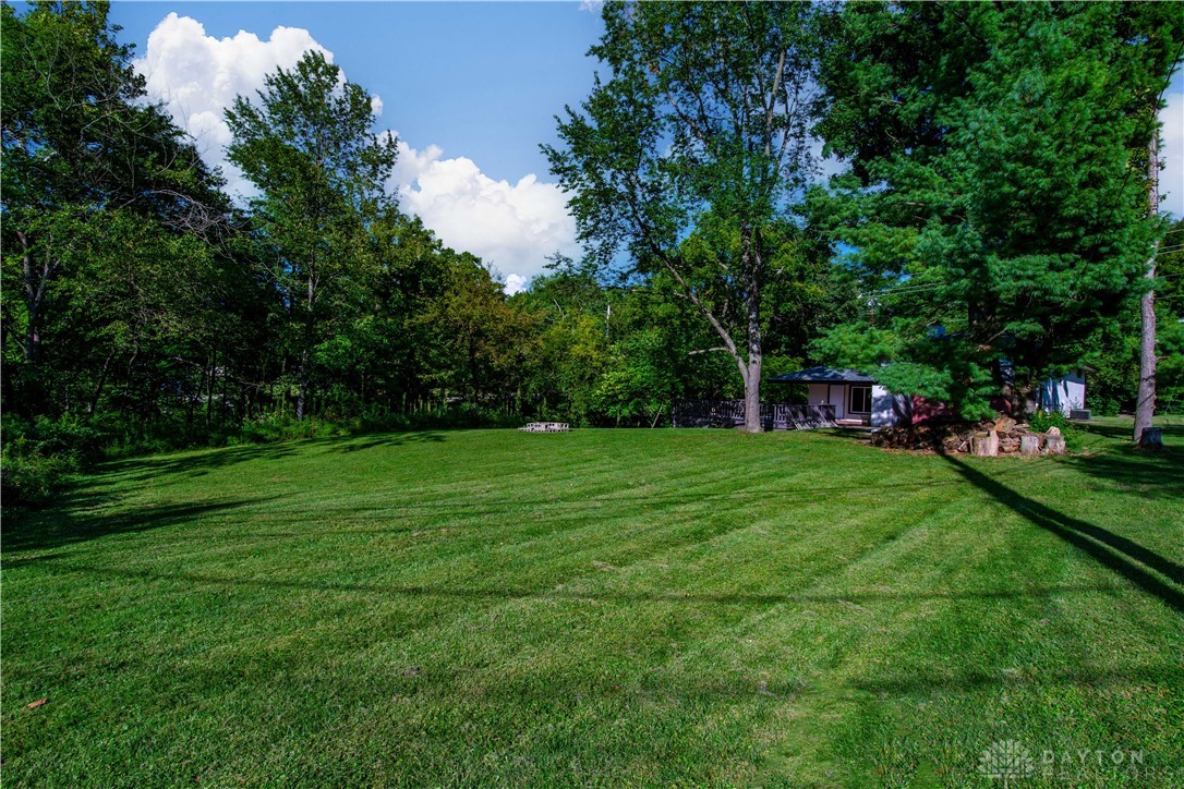 391 Darst Road Dayton, OH 45440 - Photo 6 of 37