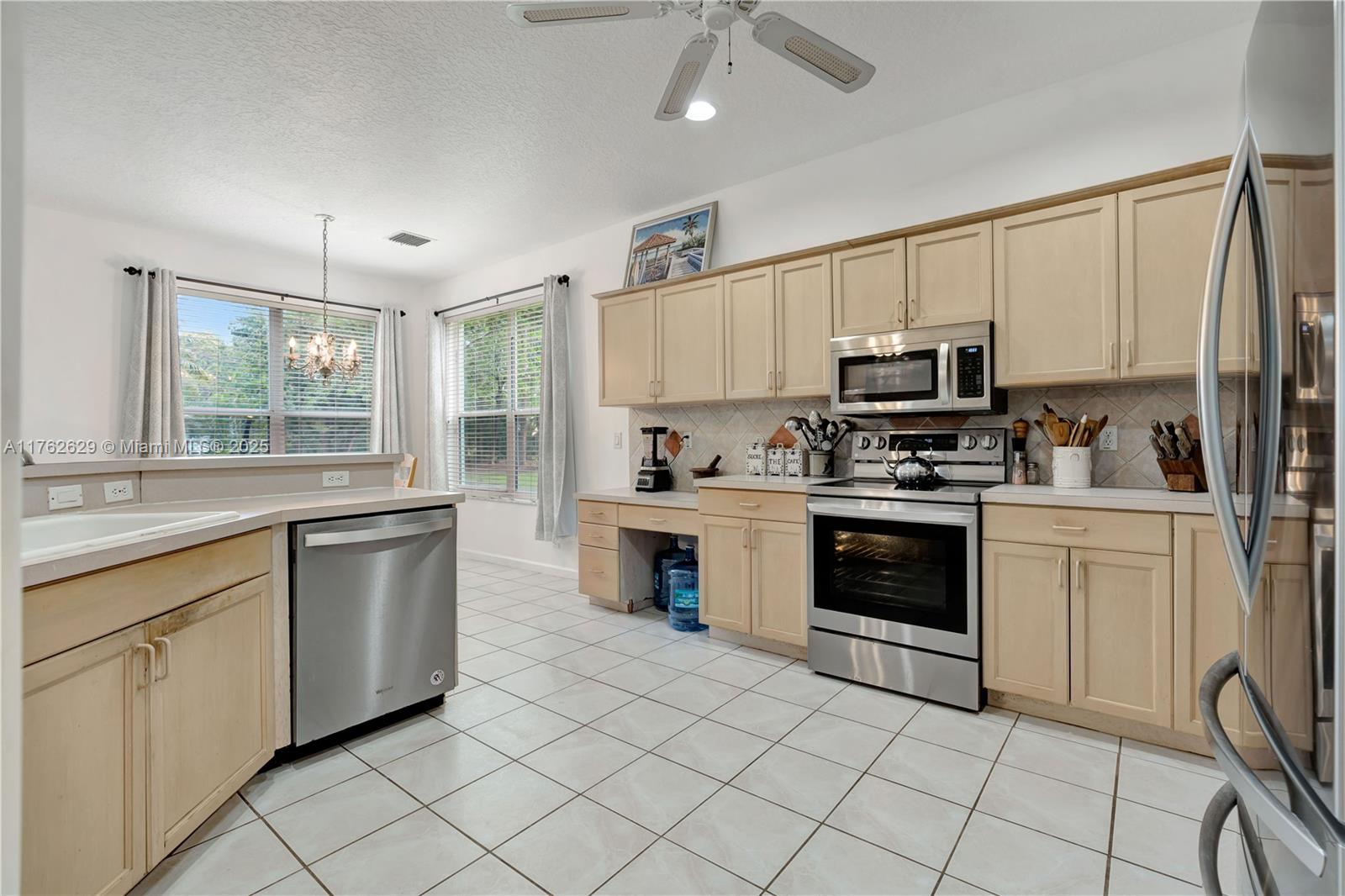 13321 160th Road North Jupiter, FL 33478 - Photo 12 of 70 Gallery Image 12