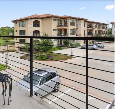 $399,000 | 106 Bella Toscana Avenue, Unit 3208, Lakeway, TX 78734