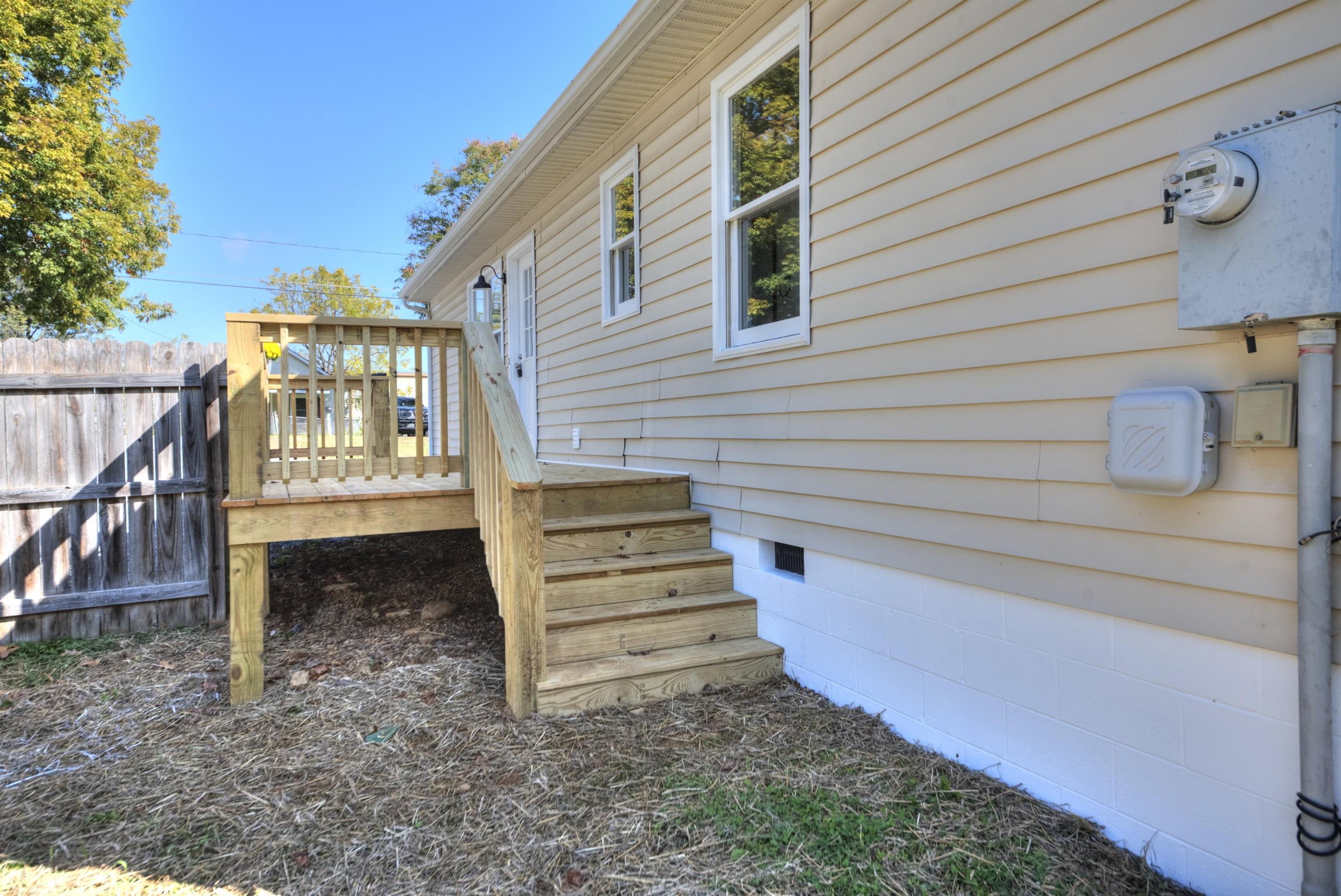 722 Georgia Avenue Waynesboro, VA 22980 - Photo 35 of 42