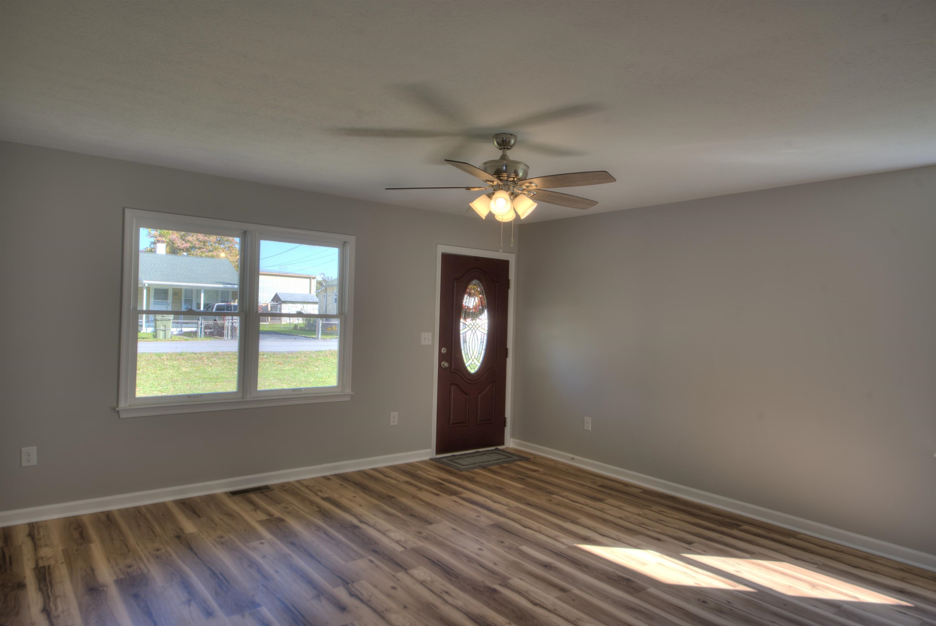 722 Georgia Avenue Waynesboro, VA 22980 - Photo 6 of 42