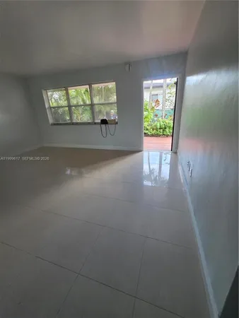 $2,490 | 2832 Southwest 37th Avenue, Unit 2834, Miami, FL 33133