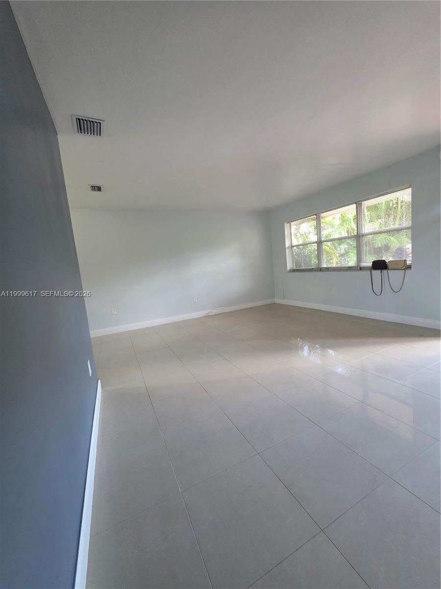 2832 Southwest 37th Avenue, Unit 2834 Miami, FL 33133 - Photo 16 of 50