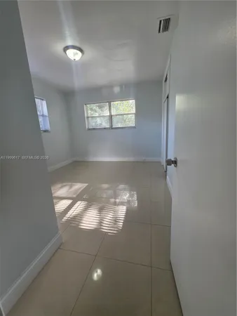 $2,490 | 2832 Southwest 37th Avenue, Unit 2834, Miami, FL 33133