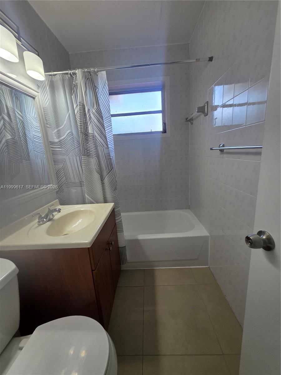2832 Southwest 37th Avenue, Unit 2834 Miami, FL 33133 - Photo 23 of 50