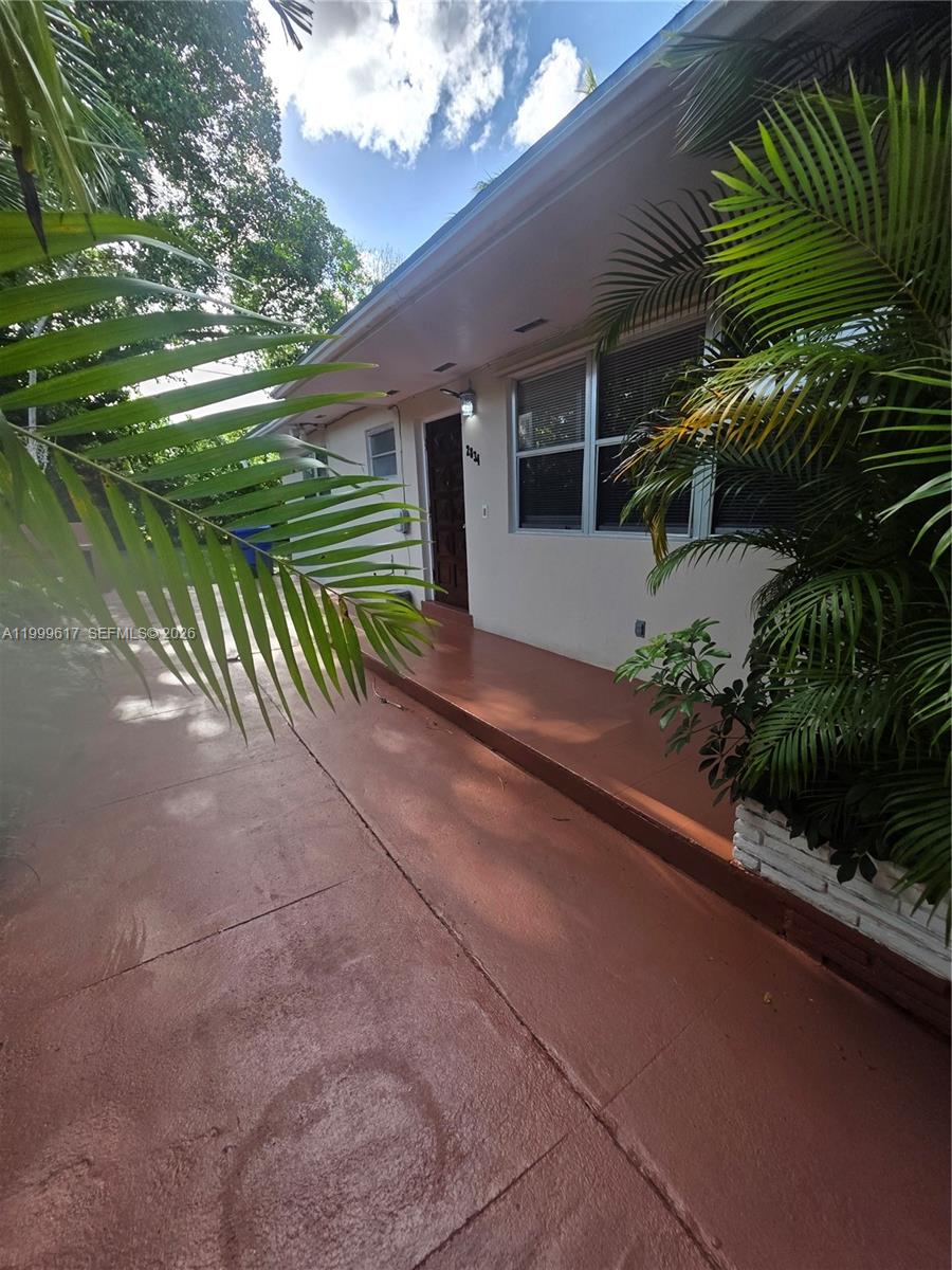 2832 Southwest 37th Avenue, Unit 2834 Miami, FL 33133 - Photo 3 of 50