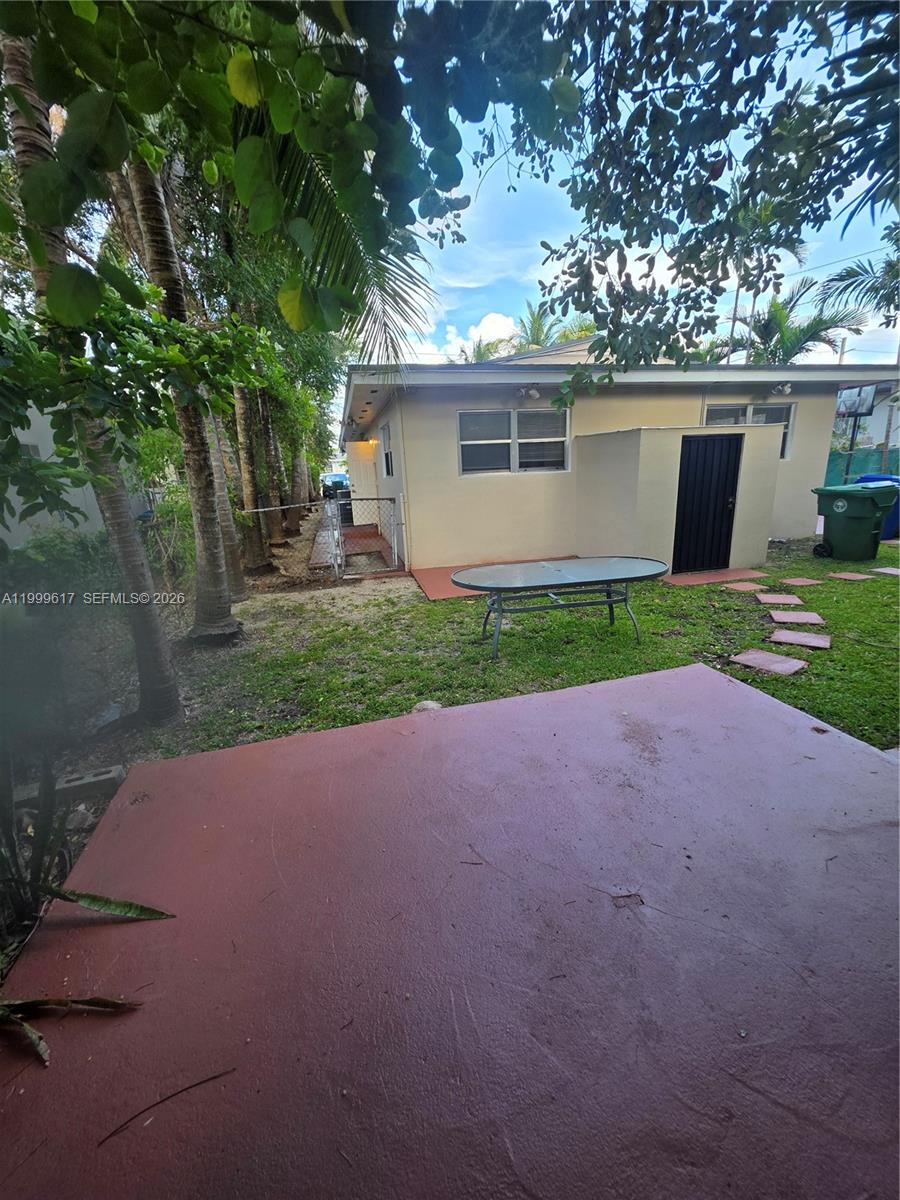 2832 Southwest 37th Avenue, Unit 2834 Miami, FL 33133 - Photo 45 of 50