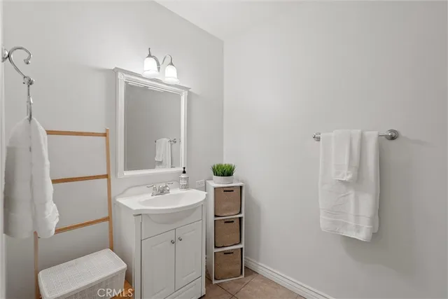 $495,000 | 1349 Shadow Lane, Unit 217 (H), Fullerton, CA 92831