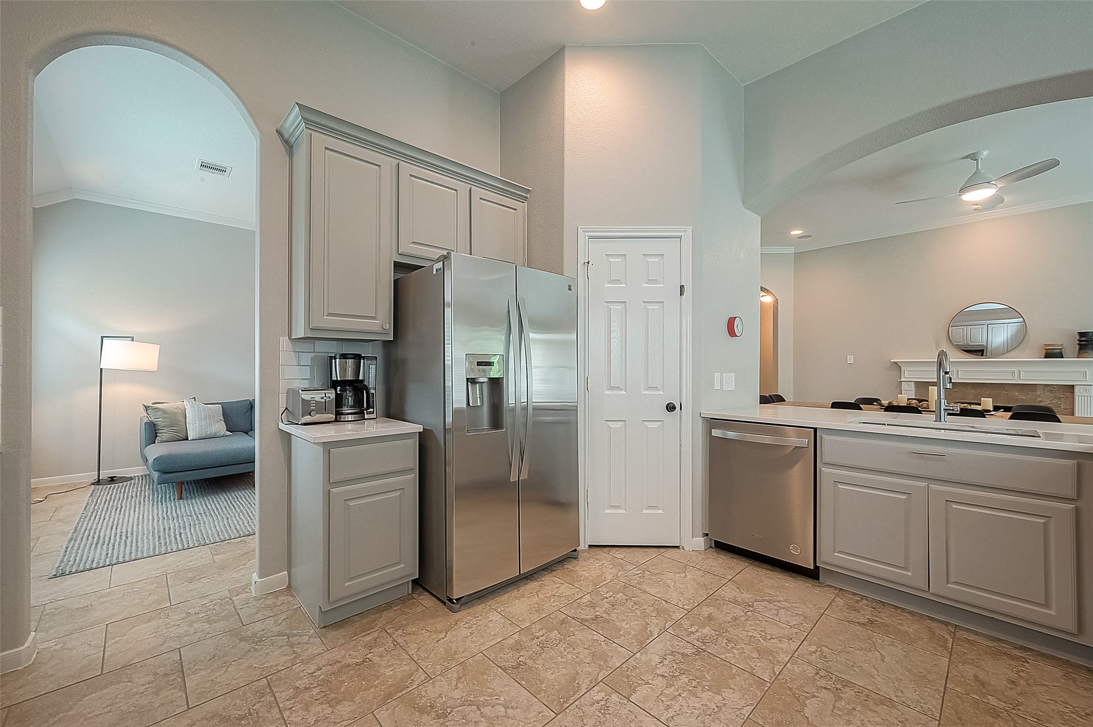 167 Pinto Point Place Spring, TX 77389 - Photo 9 of 50 Gallery Image 9
