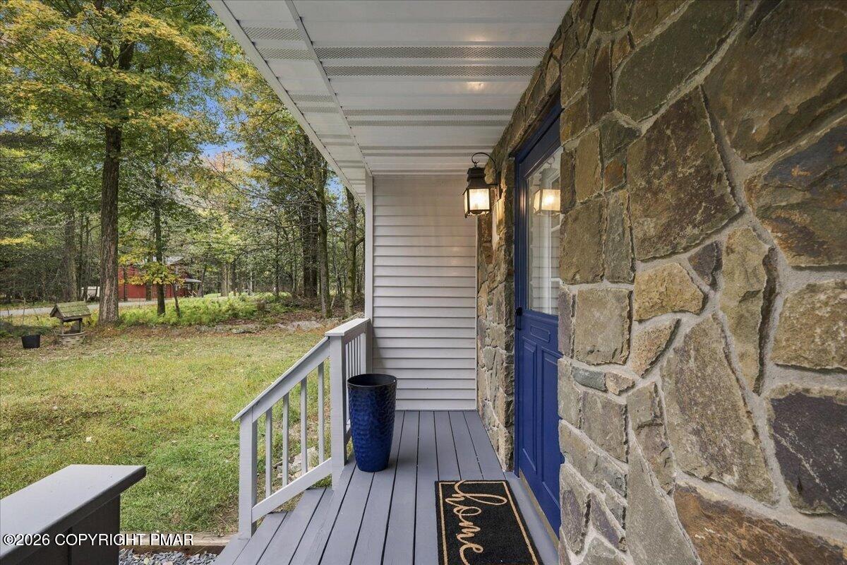 1018 Valley Road Newfoundland, PA 18445 - Photo 5 of 61 05-Photo-4