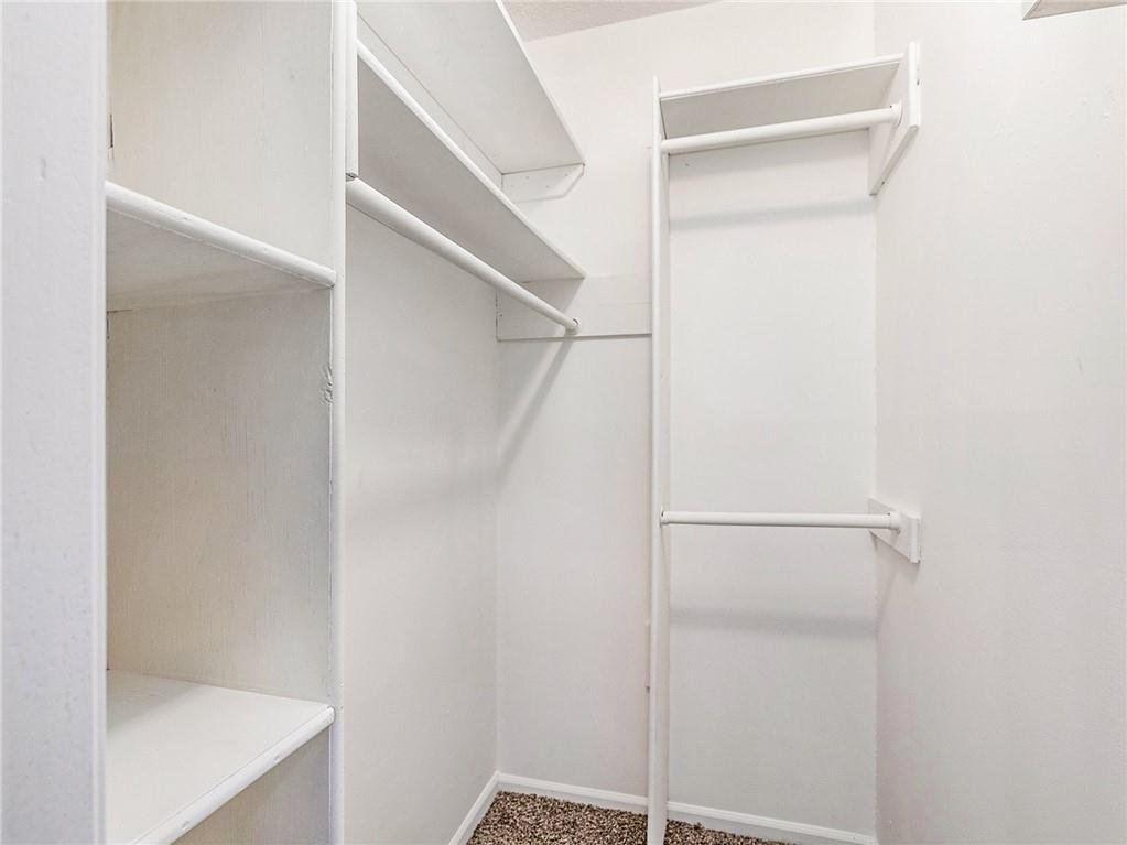 8153 Holmes Road, Unit 203 Kansas City, MO 64131 - Photo 14 of 17