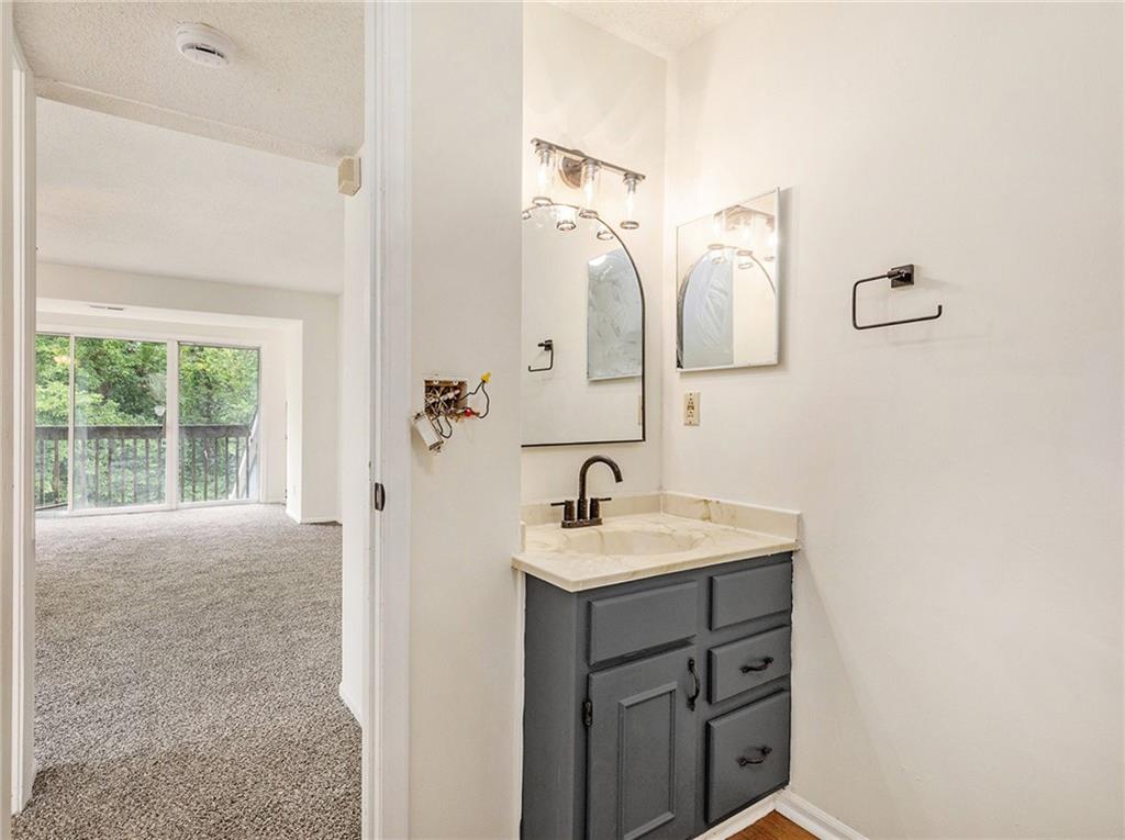 8153 Holmes Road, Unit 203 Kansas City, MO 64131 - Photo 10 of 17