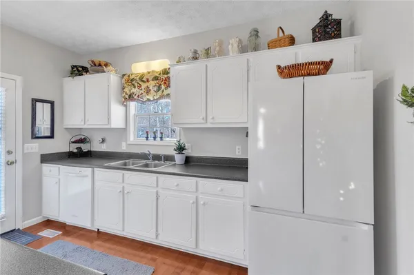 $225,000 | 208 River Oaks Circle, Piedmont, SC 29673