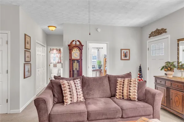 $225,000 | 208 River Oaks Circle, Piedmont, SC 29673