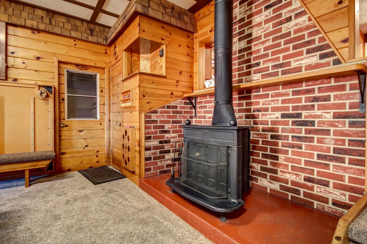 410 Bardin Road Salinas, CA 93905 - Photo 26 of 40 a view of outdoor space