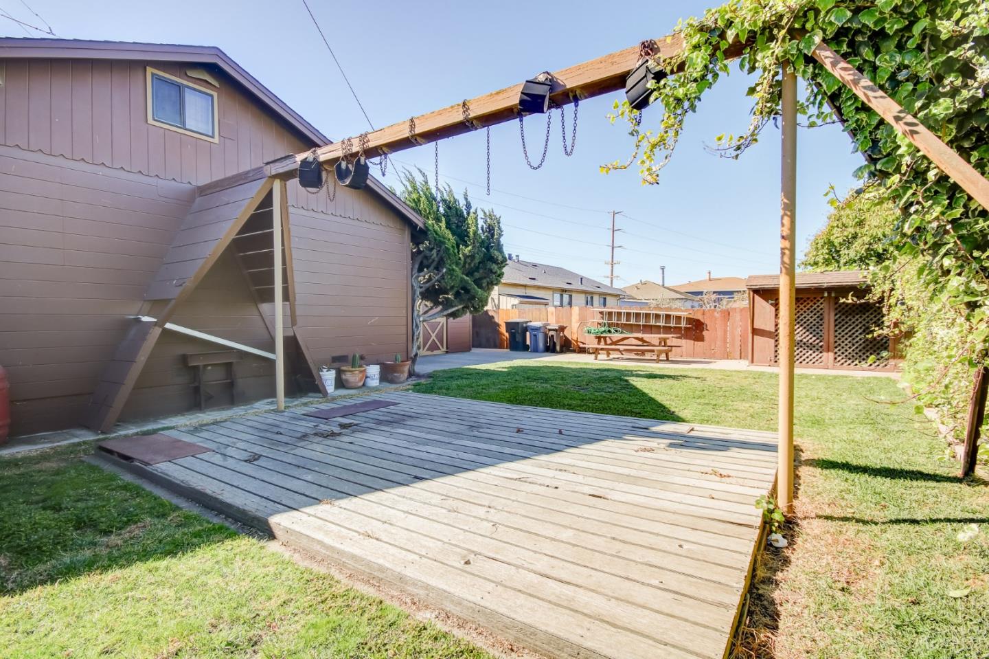 410 Bardin Road Salinas, CA 93905 - Photo 5 of 40