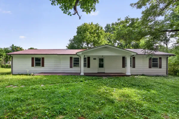 $279,000 | 2385 Midway Road, Smithville, TN 37166