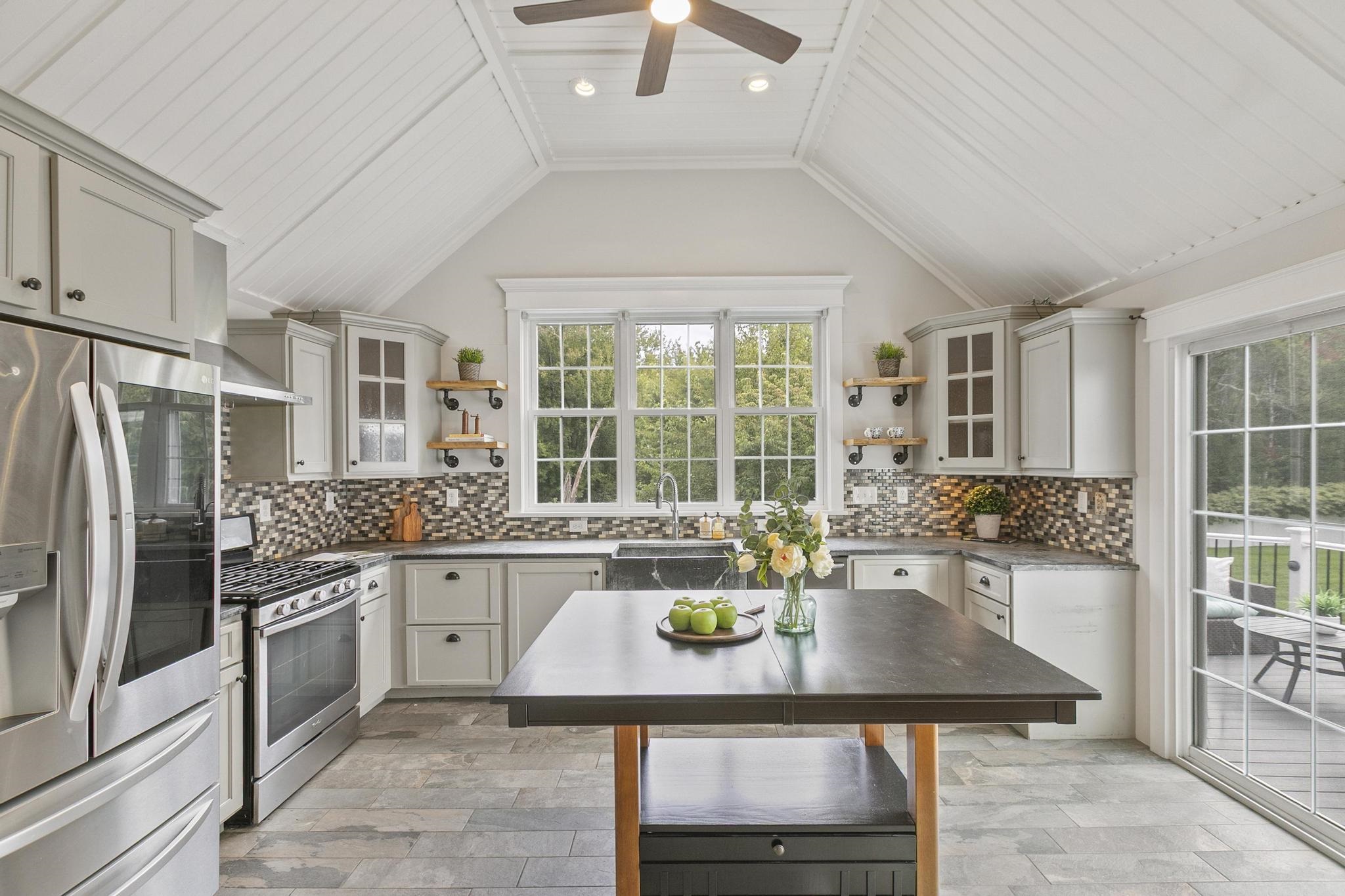 333 Main Street Plaistow, NH 03865 - Photo 12 of 60