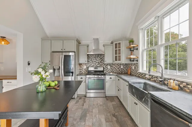 $775,000 | 333 Main Street, Plaistow, NH 03865