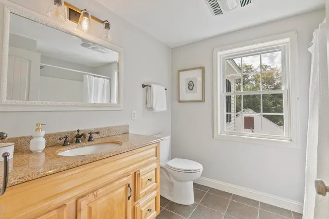 $775,000 | 333 Main Street, Plaistow, NH 03865