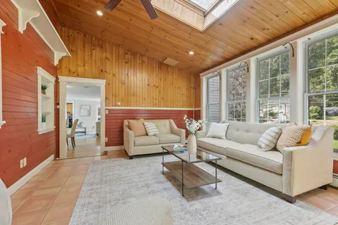 $775,000 | 333 Main Street, Plaistow, NH 03865