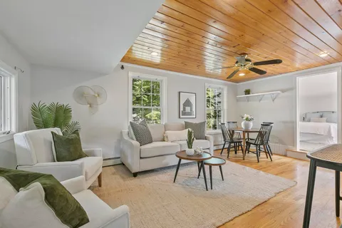 $775,000 | 333 Main Street, Plaistow, NH 03865