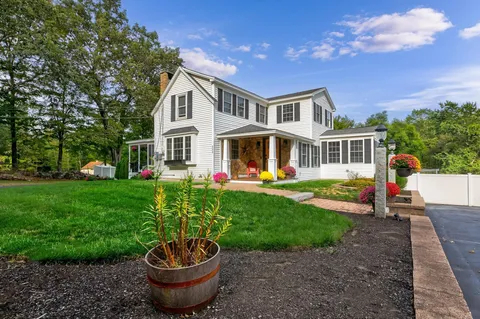 $775,000 | 333 Main Street, Plaistow, NH 03865