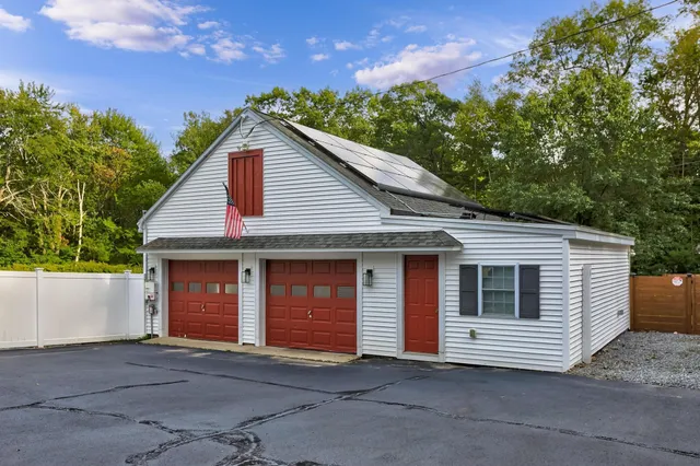 $775,000 | 333 Main Street, Plaistow, NH 03865