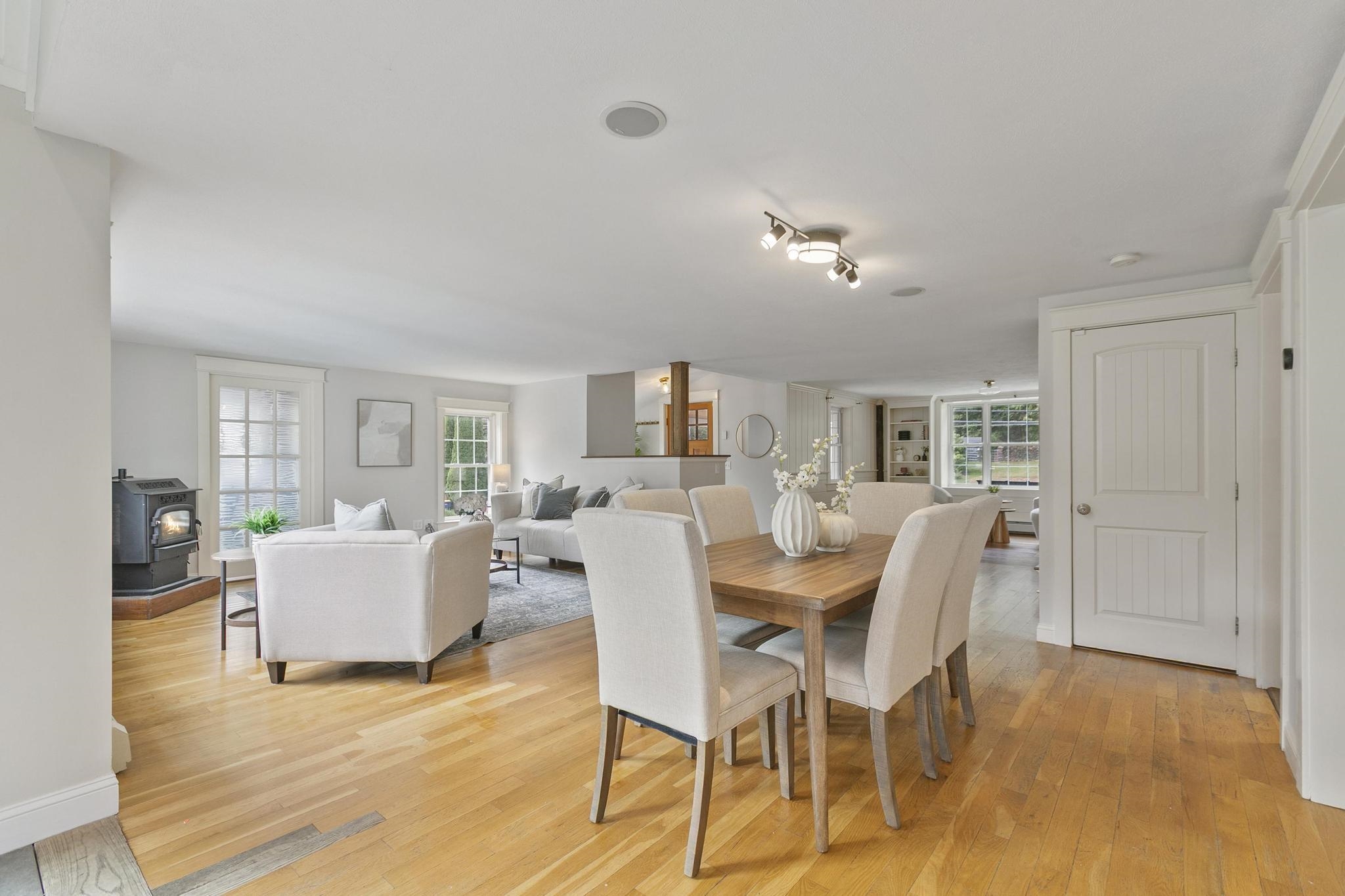 333 Main Street Plaistow, NH 03865 - Photo 8 of 60