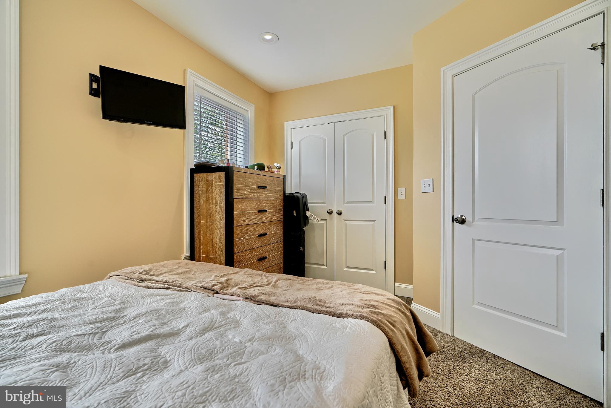 2623 East Biddle Street Baltimore, MD 21213 - Photo 19 of 39