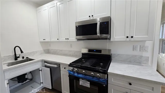 $3,800 | 1038 Beacon Avenue, Unit 1038, Los Angeles, CA 90015