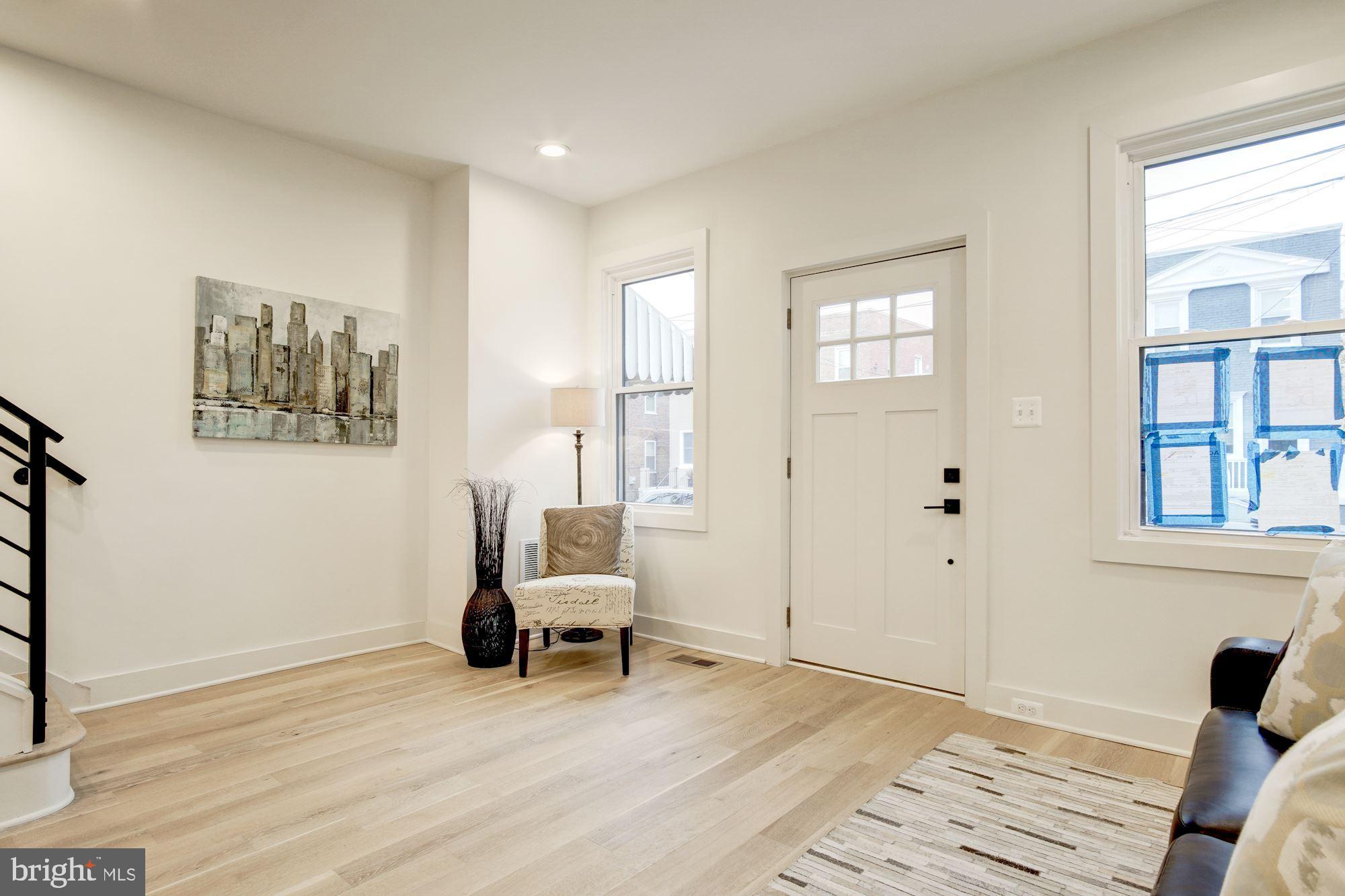 721 Roxboro Place Northwest Washington, DC 20011 - Photo 8 of 41 Light and open entry way