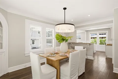 $1,290,000 | 800 18th Avenue North, St. Petersburg, FL 33704