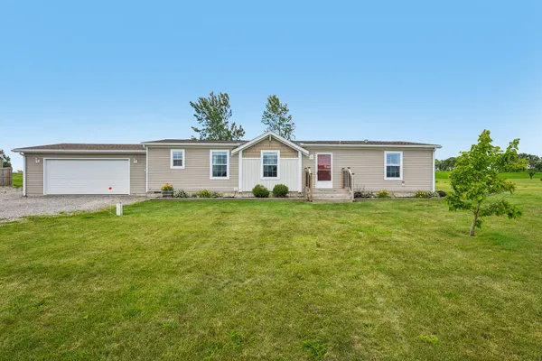 $319,900 | 7916 Highway 559, Zanesfield, OH 43360